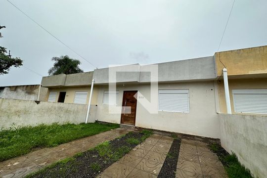 Fachada de casa para alugar com 3 quartos, 60m² em Pinheiro, São Leopoldo