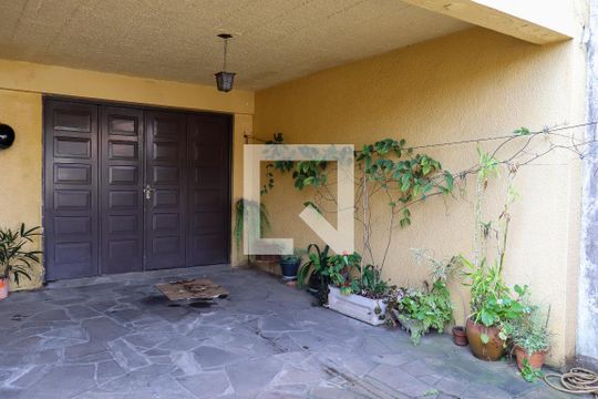 Garagem de casa à venda com 3 quartos, 300m² em Centro, São Leopoldo
