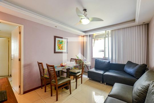 Sala de apartamento à venda com 2 quartos, 60m² em Largo do Barradas, Niterói