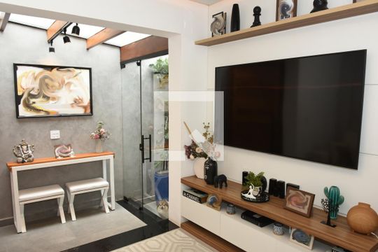 Sala de casa à venda com 3 quartos, 202m² em Campo Grande, São Paulo