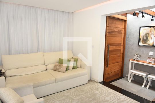 Sala de casa à venda com 3 quartos, 202m² em Campo Grande, São Paulo