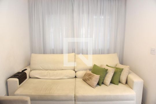 Sala de casa à venda com 3 quartos, 202m² em Campo Grande, São Paulo