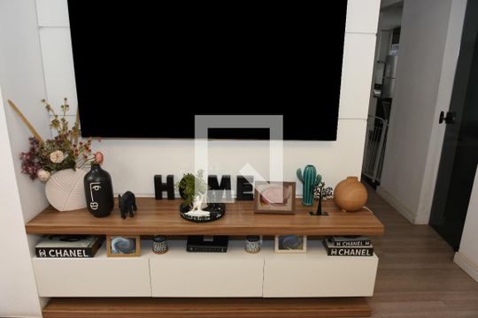 Sala de casa à venda com 3 quartos, 202m² em Campo Grande, São Paulo