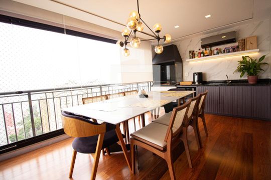 Varanda de apartamento para alugar com 4 quartos, 137m² em Vila Mariana, São Paulo