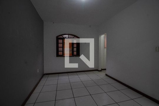 Sala  de kitnet/studio para alugar com 1 quarto, 40m² em Taquara, Rio de Janeiro