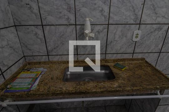 Cozinha - Torneira de kitnet/studio para alugar com 1 quarto, 40m² em Taquara, Rio de Janeiro
