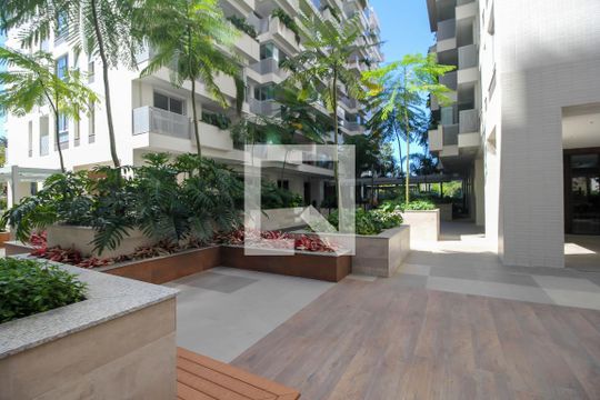 Área comum de apartamento para alugar com 3 quartos, 100m² em Botafogo, Rio de Janeiro