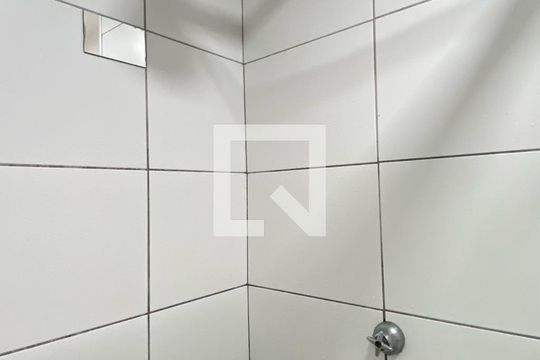 Banheiro de kitnet/studio à venda com 1 quarto, 29m² em Brás, São Paulo