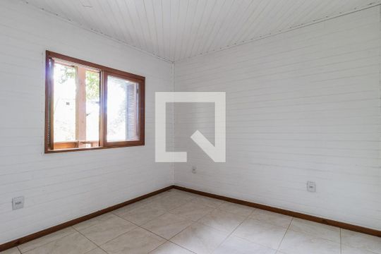 Dormitório de casa para alugar com 2 quartos, 70m² em Chácara das Pedras, Porto Alegre