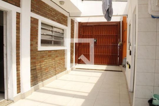 Garagem de casa à venda com 4 quartos, 270m² em Rudge Ramos, São Bernardo do Campo