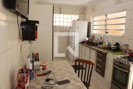 Cozinha de casa à venda com 4 quartos, 270m² em Rudge Ramos, São Bernardo do Campo