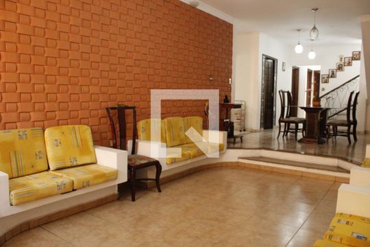 Sala de casa à venda com 4 quartos, 270m² em Rudge Ramos, São Bernardo do Campo