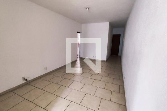 Sala de apartamento à venda com 2 quartos, 80m² em Quintino Bocaiuva, Rio de Janeiro