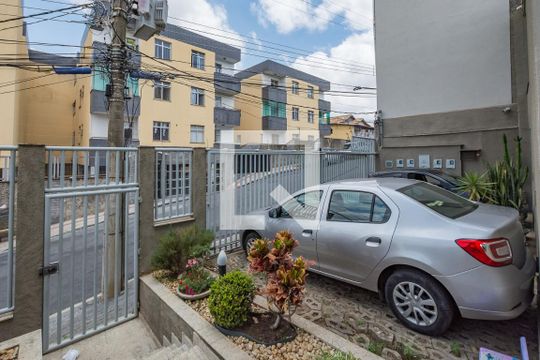 Garagem de casa de condomínio à venda com 2 quartos, 100m² em Alto dos Pinheiros, Belo Horizonte