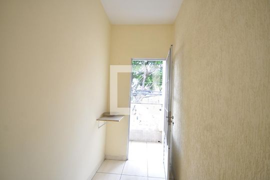 Corredor de casa à venda com 5 quartos, 125m² em Parque Edu Chaves, São Paulo