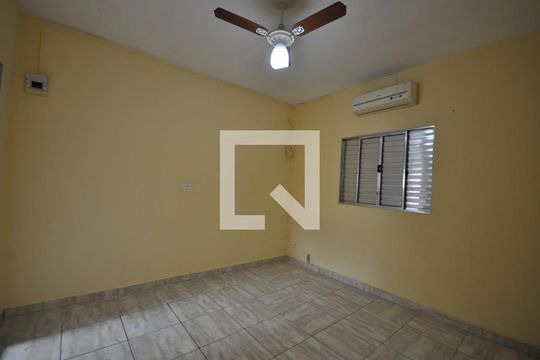 Casa à venda com 5 quartos, 125m² em Parque Edu Chaves, São Paulo