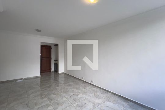 Sala de apartamento para alugar com 3 quartos, 82m² em Pinheiros, São Paulo
