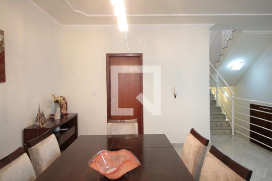 Sala de casa à venda com 3 quartos, 320m² em Castelo, Belo Horizonte