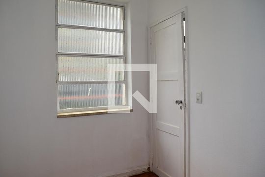 Quarto da Área de Serviço de apartamento à venda com 2 quartos, 100m² em Paraíso, São Paulo