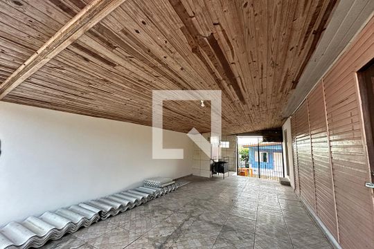 Área Externa de casa à venda com 3 quartos, 140m² em Campestre, São Leopoldo