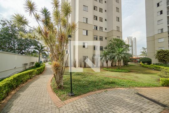Área externa de apartamento à venda com 2 quartos, 48m² em Vila Moreira, São Paulo