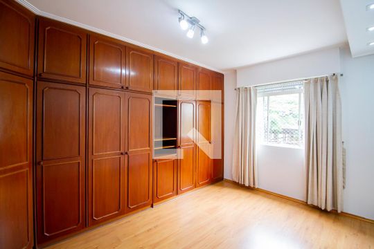 Quarto 1 de apartamento para alugar com 2 quartos, 80m² em Pinheiros, São Paulo