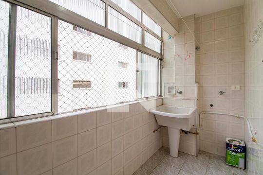 Área de Serviço de apartamento para alugar com 2 quartos, 80m² em Pinheiros, São Paulo