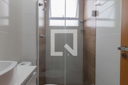 Banheiro Corredor de apartamento para alugar com 2 quartos, 43m² em Parque Reboucas, São Paulo