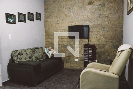 Sala de casa à venda com 3 quartos, 120m² em Vila Nivi, São Paulo