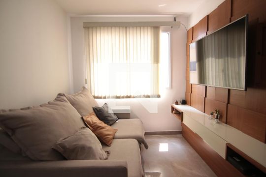 Apartamento à venda com 2 quartos, 42m² em Vila Penteado, São Paulo