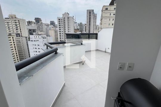 Área comum de apartamento para alugar com 2 quartos, 110m² em Pinheiros, São Paulo