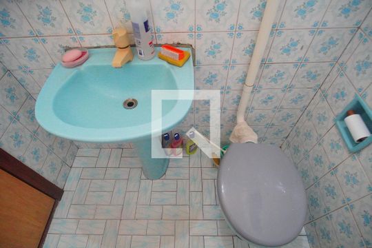 Banheiro 1 de casa à venda com 3 quartos, 330m² em Boa Vista, Novo Hamburgo