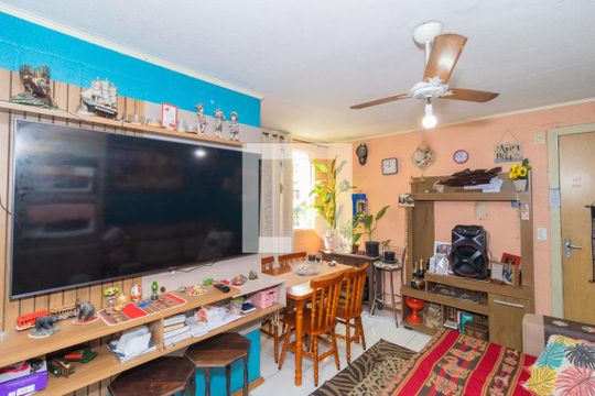 Apartamento para alugar com 2 quartos, 48m² em Mato Grande, Canoas