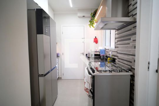 Cozinha de apartamento à venda com 3 quartos, 92m² em Pinheiros, São Paulo