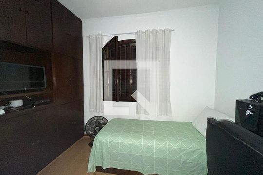 Quarto de casa à venda com 2 quartos, 160m² em Jardim Jaú (zona Leste), São Paulo