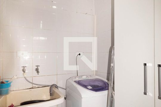 Área de Serviço de casa para alugar com 3 quartos, 300m² em Vila Matilde, São Paulo
