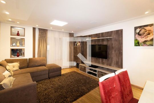 Casa para alugar com 3 quartos, 300m² em Vila Matilde, São Paulo