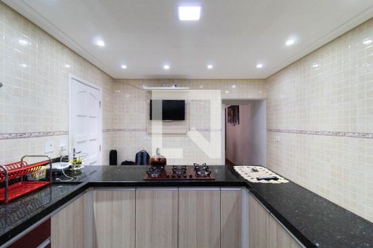 Cozinha de casa para alugar com 3 quartos, 300m² em Vila Matilde, São Paulo