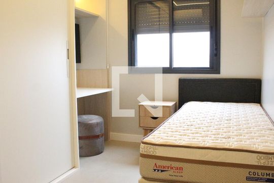 Quarto 1 de apartamento para alugar com 2 quartos, 58m² em Vila Dom Pedro Ii, São Paulo
