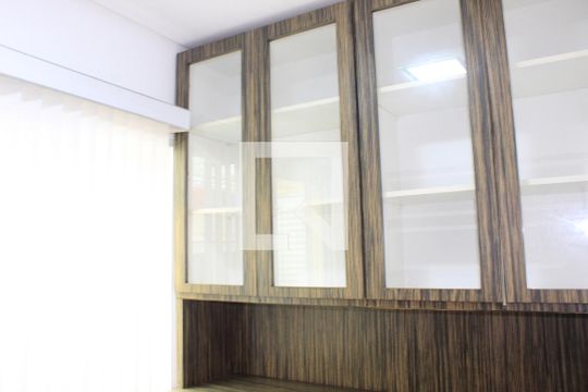 Escritório de casa de condomínio para alugar com 4 quartos, 180m² em Jardim Passargada I, Cotia