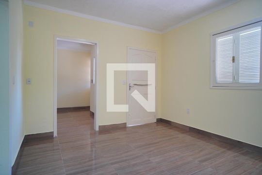 Sala de casa à venda com 2 quartos, 158m² em Protásio Alves, Porto Alegre