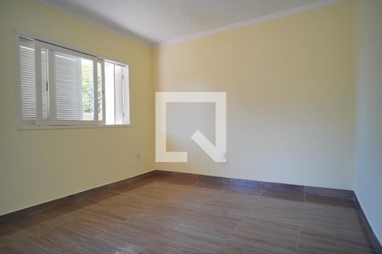 Sala de casa à venda com 2 quartos, 158m² em Protásio Alves, Porto Alegre