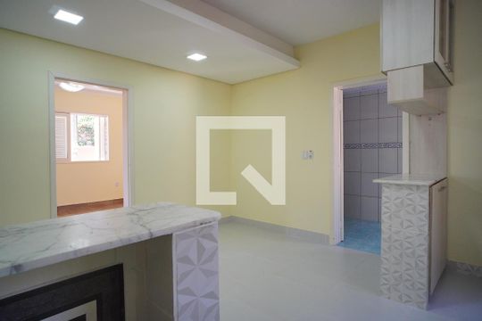Cozinha de casa à venda com 2 quartos, 158m² em Protásio Alves, Porto Alegre