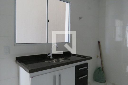 Cozinha de apartamento para alugar com 1 quarto, 24m² em Jardim Nordeste, São Paulo