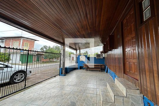 Área Externa de casa à venda com 3 quartos, 90m² em Vicentina, São Leopoldo
