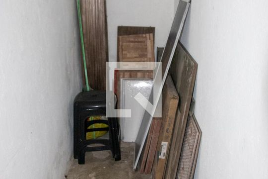 Depósito de casa para alugar com 2 quartos, 120m² em Vila Nivi, São Paulo