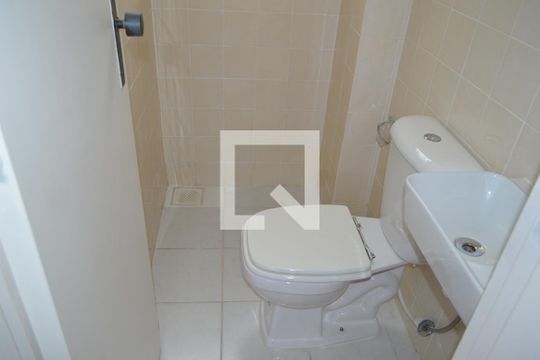Banheiro da suíte de apartamento à venda com 3 quartos, 85m² em Anil, Rio de Janeiro