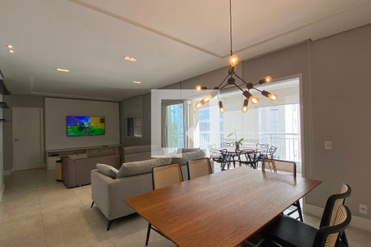 Apartamento para alugar com 3 quartos, 132m² em Alphaville, Santana de Parnaíba