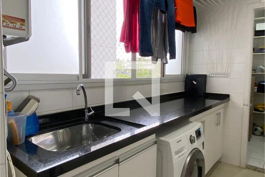 Área de Serviço de apartamento para alugar com 3 quartos, 132m² em Alphaville, Santana de Parnaíba
