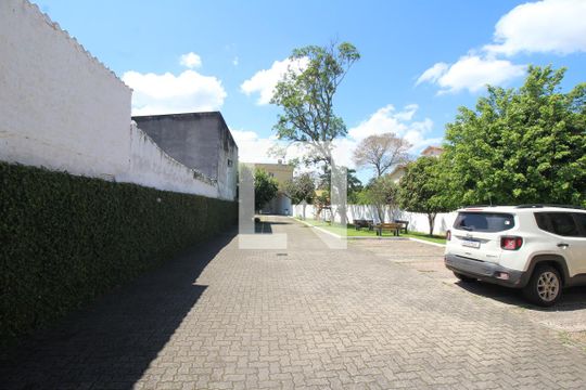 Área comum de casa de condomínio à venda com 1 quarto, 80m² em Niterói, Canoas